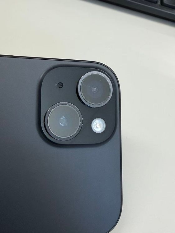 �ڥ�Х���BOX������ ����96%SIM�ե꡼ iPhone15 128GB �֥�å�