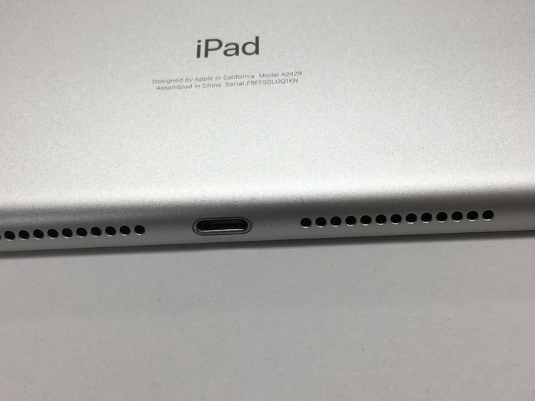 �ڥ�Х���BOX������  ����71% SIM�ե꡼ iPad ��8���� 32GB ����С�