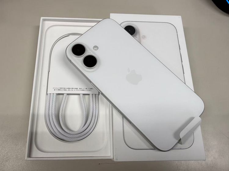 ̤������ iPhone16 128GB SIM�ե꡼�ۥ磻�� /Apple�ݾڤ���