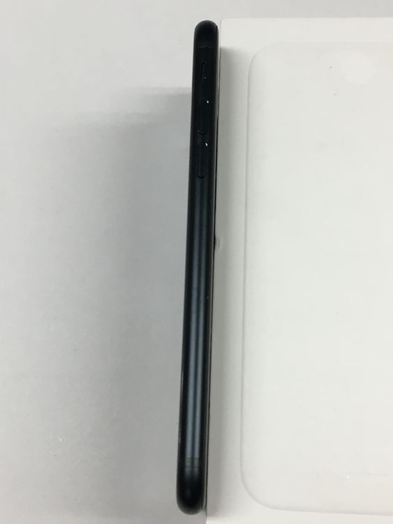 �ڥ�Х���BOX������86�� iPhone SE3 ��3���� 64GB SIM�ե꡼ �ߥåɥʥ���