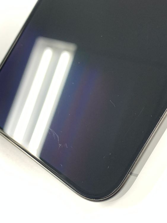 �ڥ�Х���BOX�� ����86%SIM�ե꡼ iPhone15 Pro 128GB �֥�å������˥���