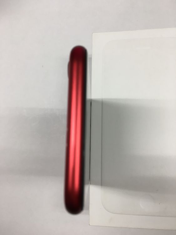 �ڥ�Х���BOX������ ����86�� iPhone SE2 ��2���� 64GB SIM�ե꡼ ��å�