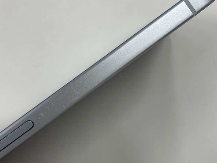 ���ʡ��Хåƥ꡼96%SIM�ե꡼ iPhone15 128GB���֥롼