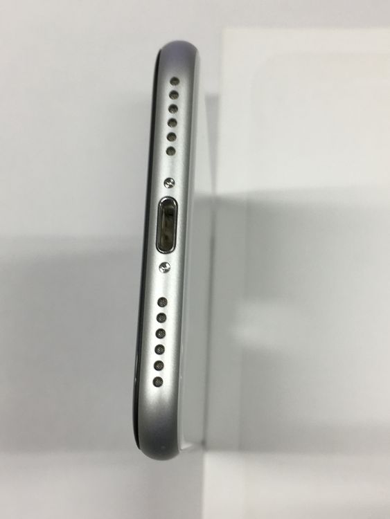 ��ư������ ����100������� ����100�� iPhone SE����2�����64GB SIM�ե꡼