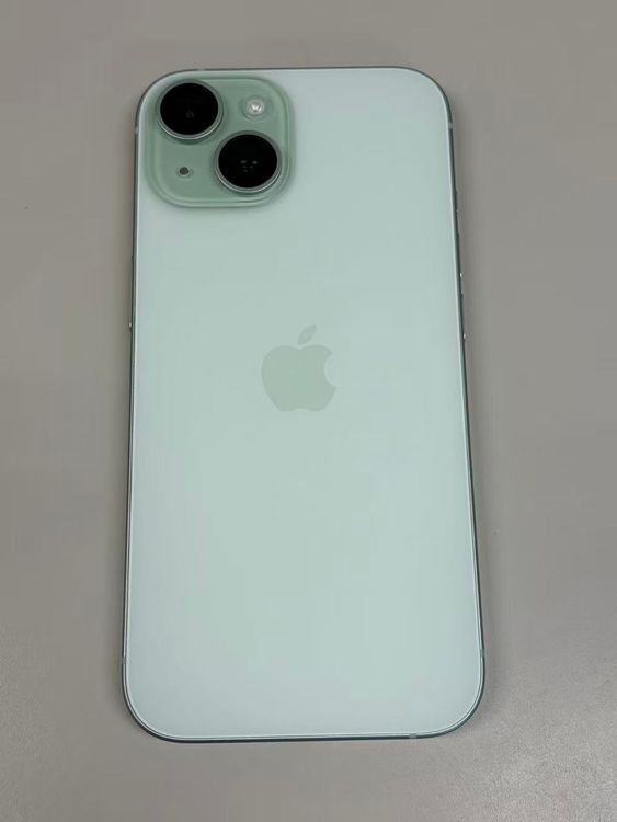 �ڥ�Х���BOX�۶����� ����100%SIM�ե꡼ iPhone15 128GB ���꡼��