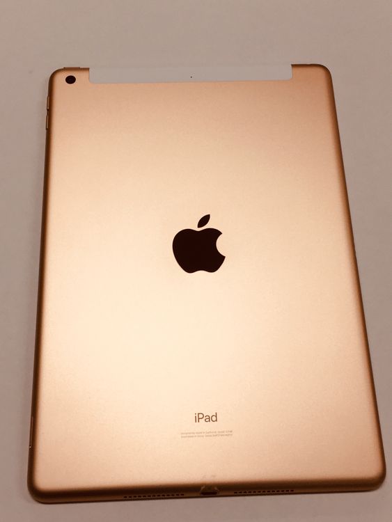 �ڥ�Х���BOX������ ����77�� SIM�ե꡼ Apple iPad ��7���� 32GB �������