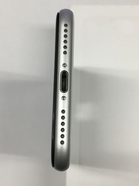 ��ư�������ʡ�����100��۳���Ķ���� SIM�ե꡼ iPhone SE ��2���� 64GB