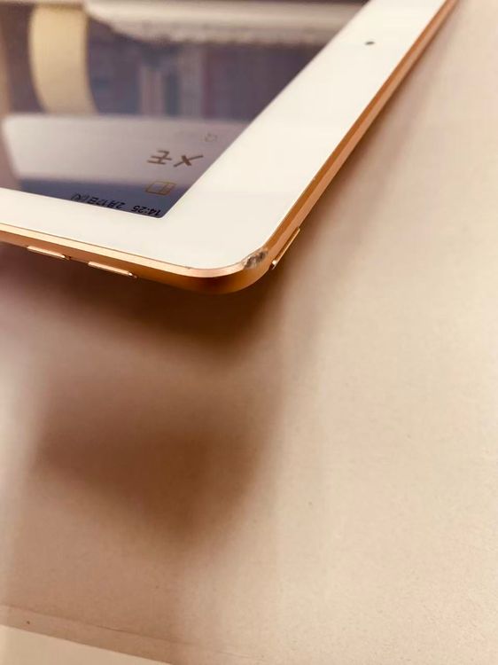 Apple iPad ��6���� Wi-Fi 128GB Gold