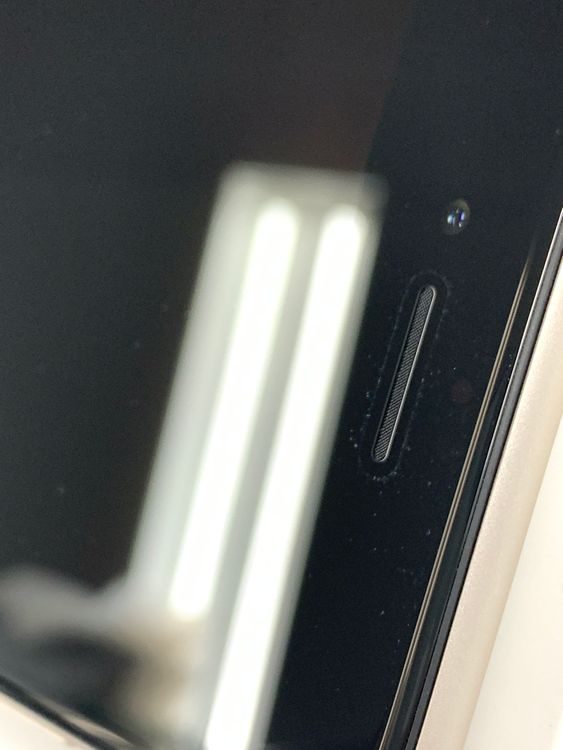 �ڥ�Х���BOX�� ���� ����80%SIM�ե꡼iPhone SE(�裳����) 64GB