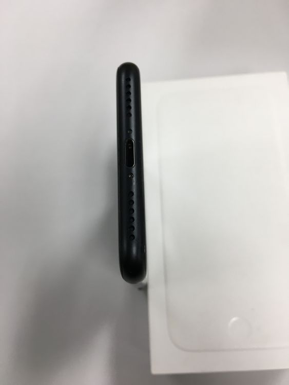 �ڥ�Х���BOX������ ����87�� iPhone SE ��2���� 64GB SIM�ե꡼ �֥�å�