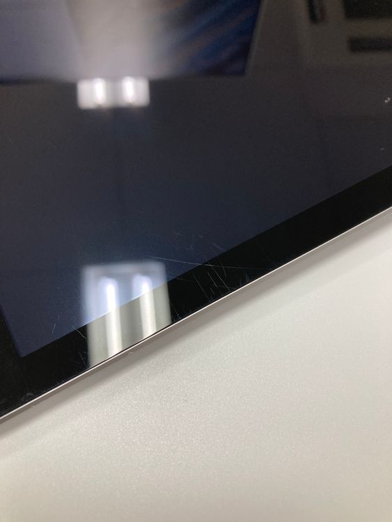 �ڥ�Х���BOX������89�� SIM�ե꡼ iPad(��5����) 32GB ���ڡ������쥤
