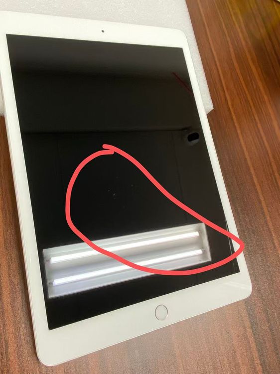 ������������87��Apple iPad8 Wi-Fi + Cellular 32GB��Silver