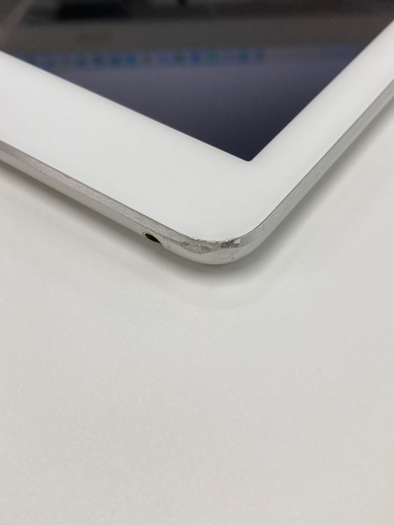 �ڥ�Х���BOX ������83�� Apple iPad ��5���� WiFi��ǥ� 32GB ����С�