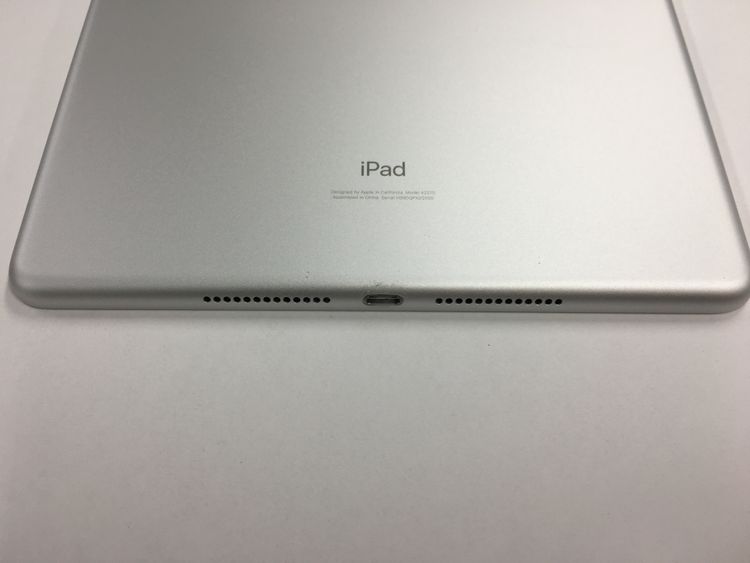 �ڥ�Х���BOX��Ķ���� ����83% Apple iPad ��8���� 32GB WiFi��ǥ�