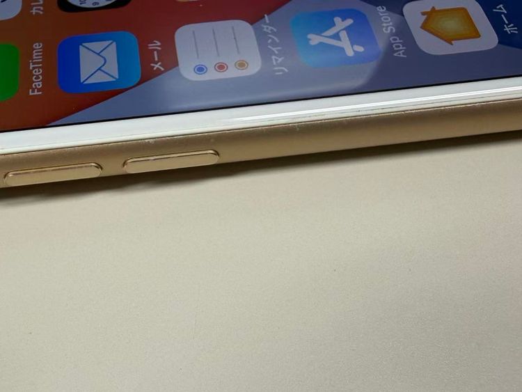 ���� ����95% SIM�ե꡼ iPhone7 32GB �������