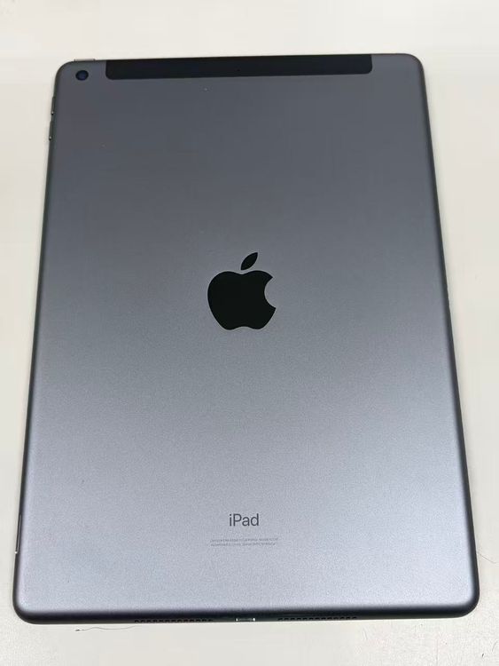 ����96% SIM�ե꡼iPad (��7����) 32GB ���ڡ�������
