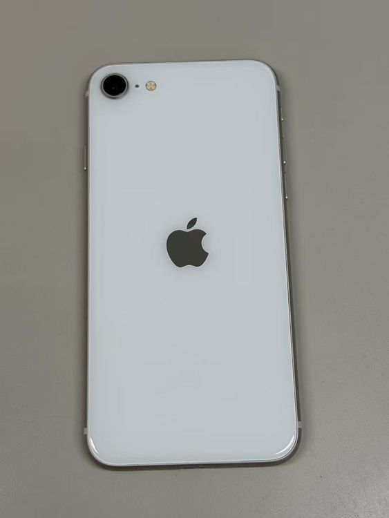 �ڥ�Х���BOX������ ����93%SIM�ե꡼iPhone SE(�裳����) 64GB