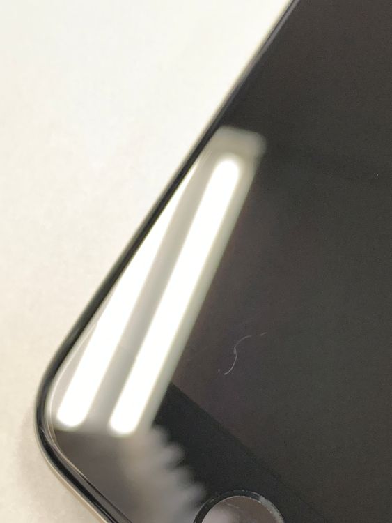 Ķ���� ����92%SIM�ե꡼iPhone SE(�裳����) 64GB���������饤��