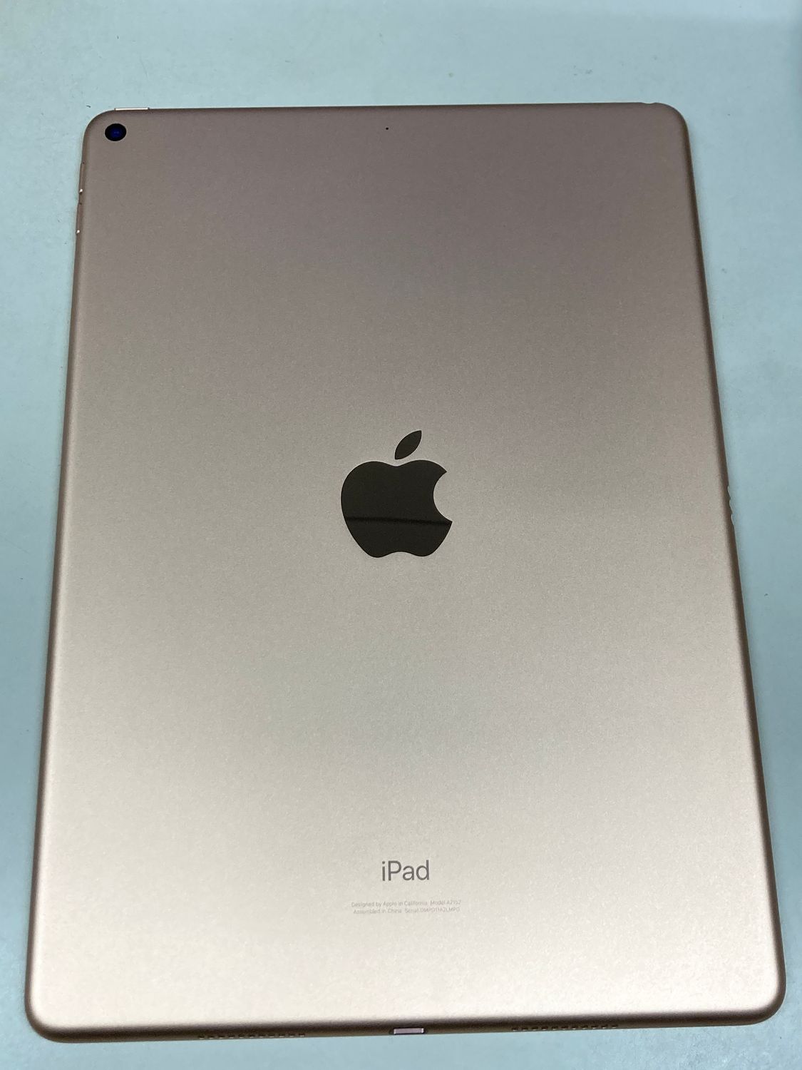 iPad Air（第3世代）ゴールド 64GB Amazon.com : Apple iPad Air (10.5-inch, Wi-Fi, 64GB) - Gold