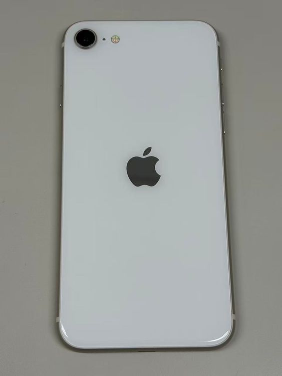 �ڥ�Х���BOX�۶����� ����91%SIM�ե꡼ iPhone SE(�裳����) 64GB