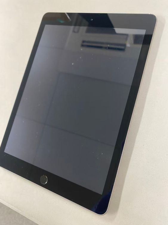����85��Apple iPad ��5���� Wi-Fi��32GB Space gray