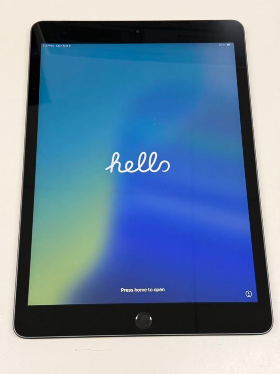 ����89�� SIM�ե꡼  Apple iPad ��8���� 32GB ���ڡ������쥤