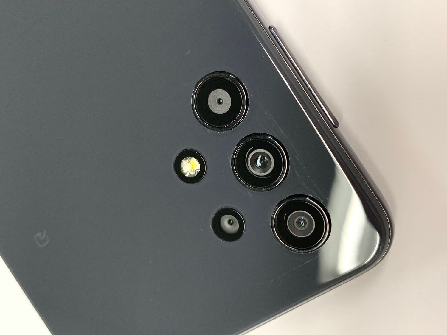 ムスビー｜【モバイルBOX】SIMロック解除済au Galaxy A32 5G