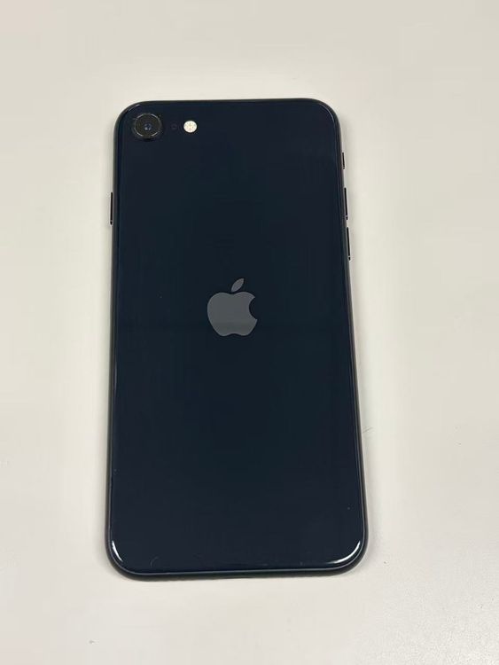�ڥ�Х���BOX�ۿ���Ʊ���� ����100%SIM�ե꡼ iPhone SE(�裳����) 128GB