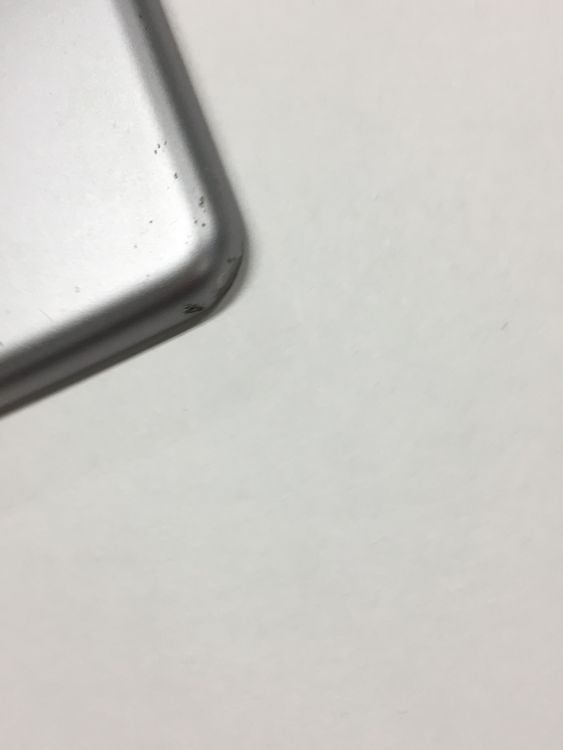 �ڥ�Х���BOX������86�� Apple iPad ��6���� Wi-Fi 128GB ���ڡ������쥤