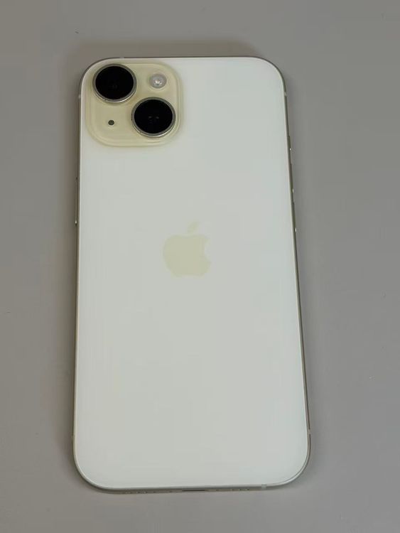 �ڥ�Х���BOX������ ����90%SIM�ե꡼ iPhone15 128GB ��������