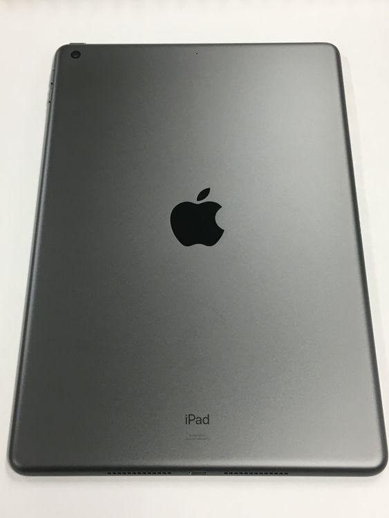 �ڥ�Х���BOX�۶����� ����99% Apple iPad ��9���� 64GB WiFi��ǥ�