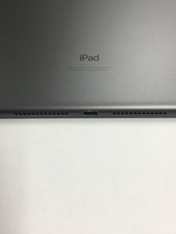 �ڥ�Х���BOX�۶����� ����89% Apple iPad ��9���� 64GB WiFi��ǥ�