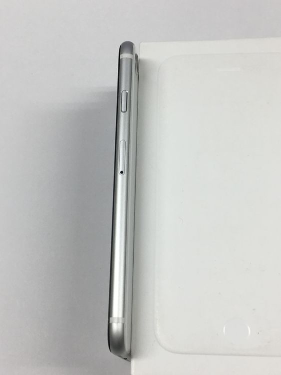 ��ư������ ����100���Ķ���� SIM�ե꡼ iPhone SE ��2���� 64GB �ۥ磻��