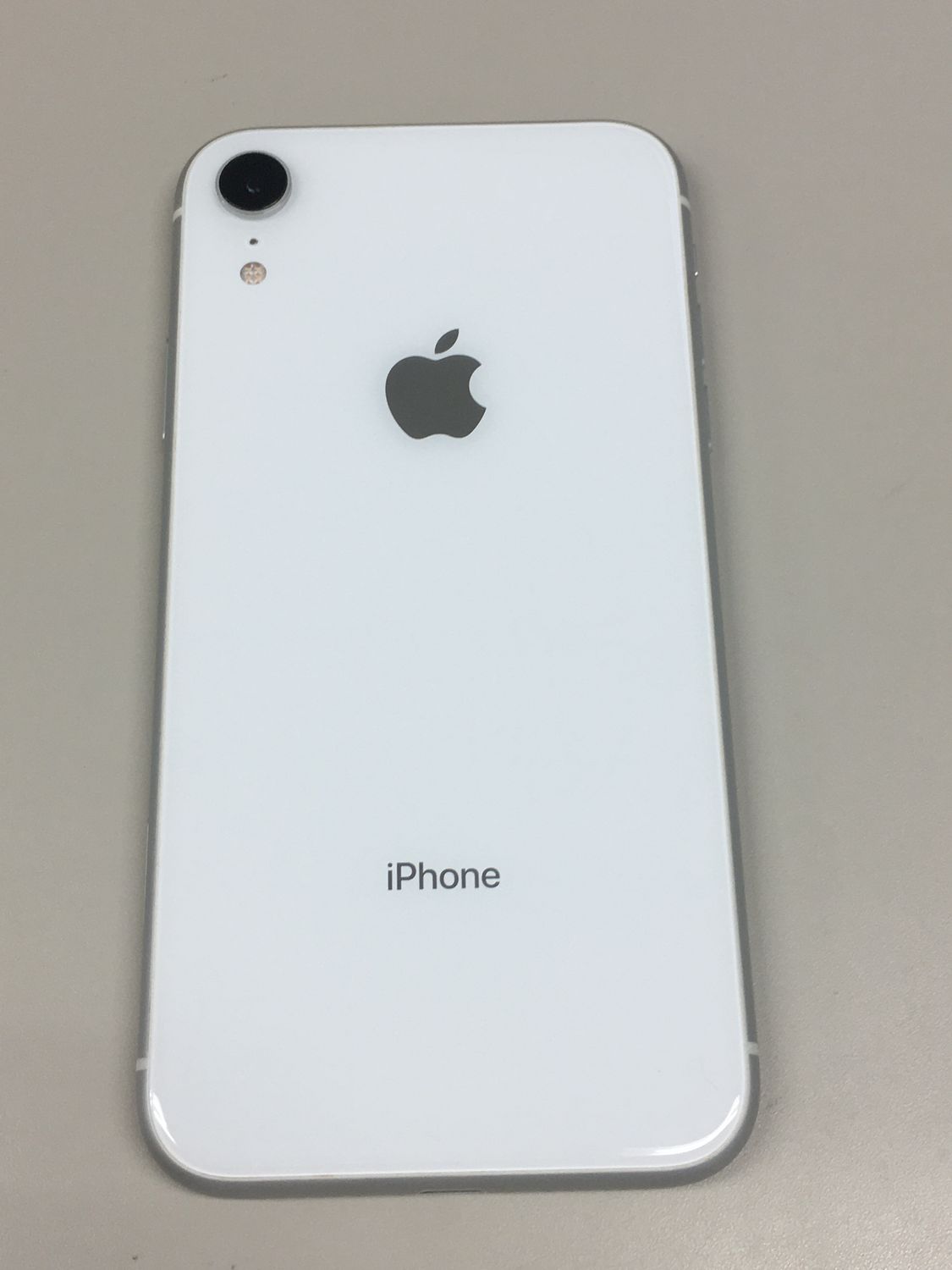 ムスビー｜【モバイルBOX】 電池84％ SIMフリー iPhoneXR 64GB