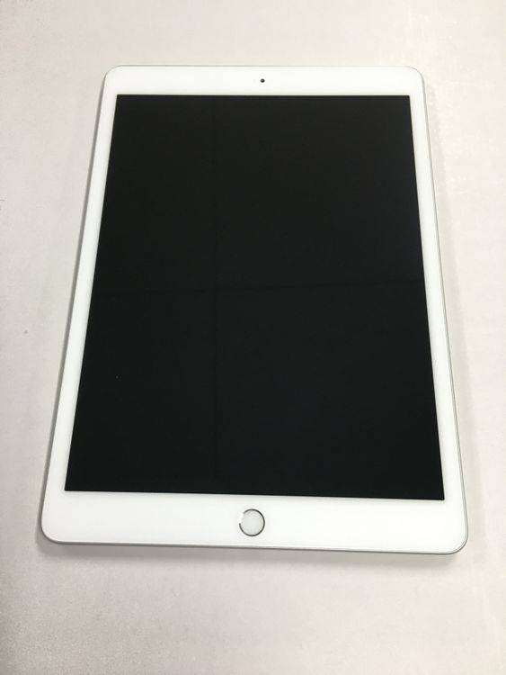 �ڥ�Х���BOX������ Apple iPad ��8���� 32GB WiFi��ǥ� ����С�