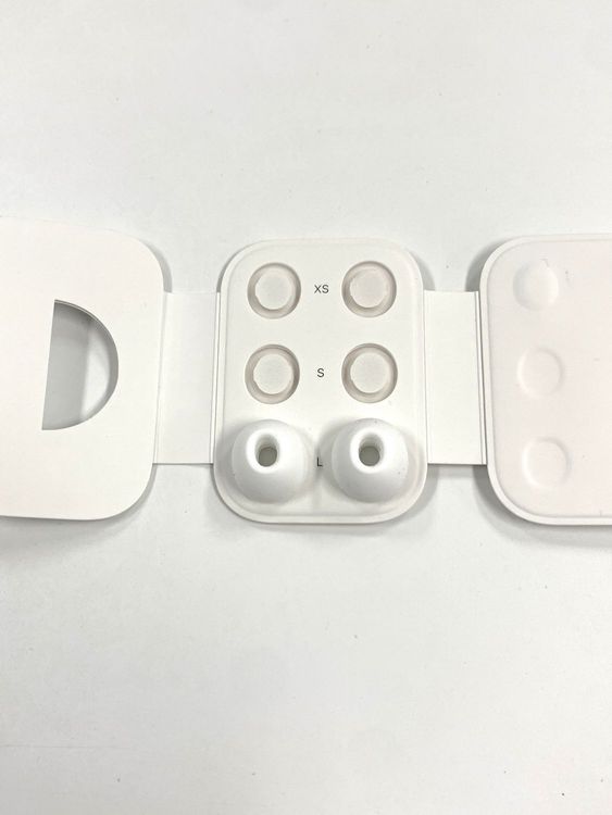 �ڥ�Х���BOX��AirPods Pro ��2���� MagSafe���ť�����(USB-C)