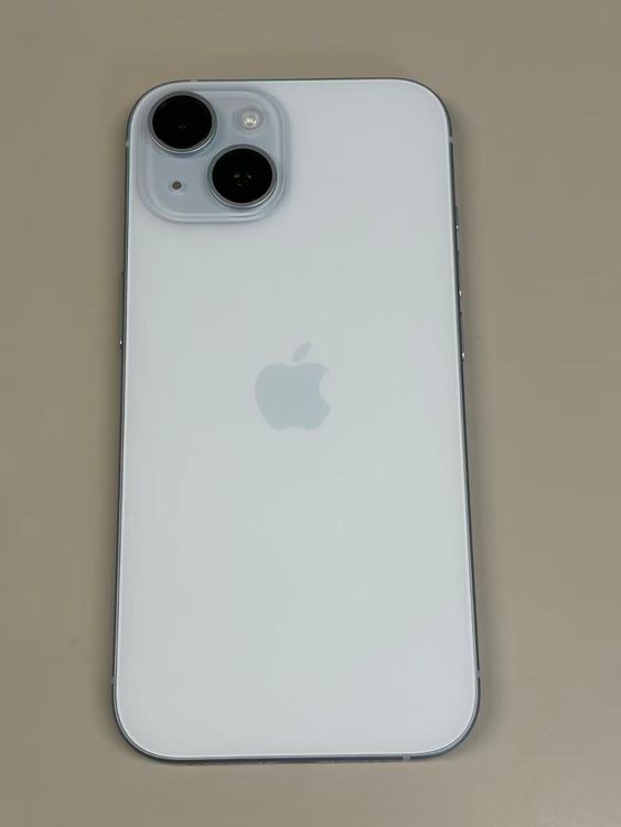 �ڥ�Х���BOX�۶����� ����98%SIM�ե꡼ iPhone15 128GB �֥롼