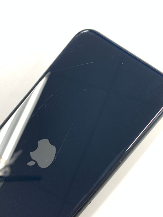 �ڥ�Х���BOX�� ����87%SIM�ե꡼iPhone SE(�裳����) 128GB���ߥåȥʥ���