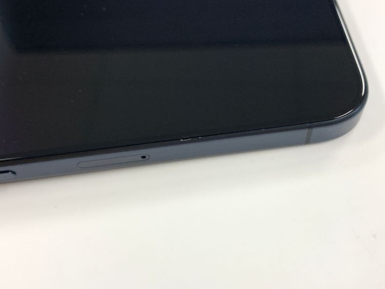 ڥХBOX 100%SIMե꡼ iPhone15 Pro 256GB ֥롼˥