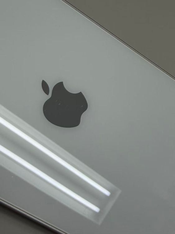 ������ ����86% SIM�ե꡼ iPhone13 128GB���������饤��