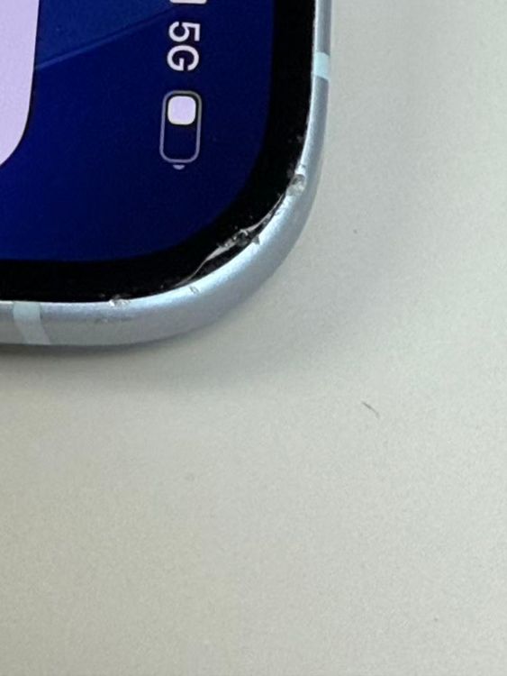 �ڥ�Х���BOX�� ����86%SIM�ե꡼ iPhone15 128GB �֥롼