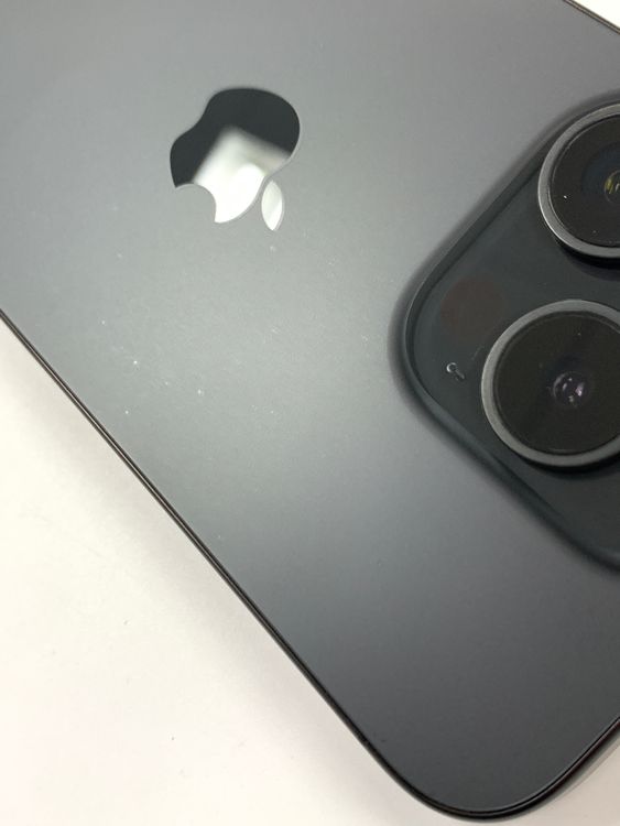 ������ ���� ����88%SIM�ե꡼ iPhone15 Pro 128GB �֥�å������˥���