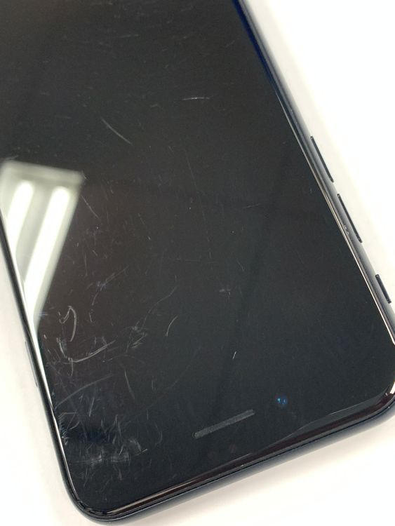 �ڥ�Х���BOX��  ����100%SIM�ե꡼iPhone SE(�裳����) 64GB���ߥåȥʥ���