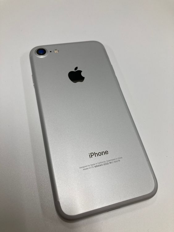 �ڥ�Х���BOX��SIM�ե꡼ iPhone7 32GB ����С�