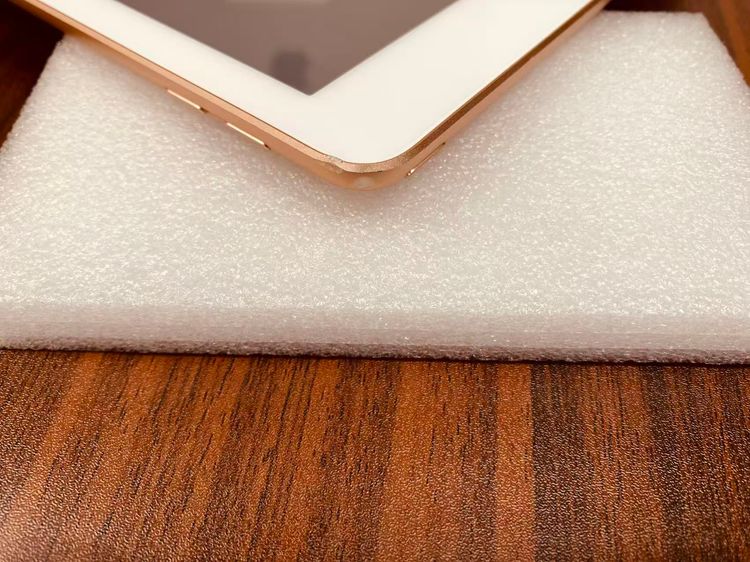 Apple iPad ��6���� Wi-Fi 128GB Gold �����겻�̥ܥ���Ǥ�