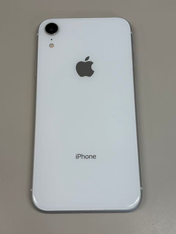 ����85%SIM�ե꡼ iPhoneXR 128GB �ۥ磻��