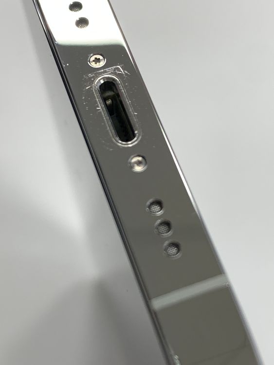 �ڥ�Х���BOX�۶����� ����94% SIM�ե꡼ iPhone 14 Pro 512GB ����С�