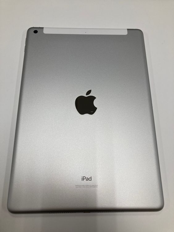 �ڥ�Х���BOX������91��Apple iPad ��8���� SIM�ե꡼ 32GB ����С�