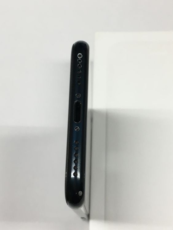 �ڥ�Х���BOX������84�� iPhone SE3 ��3���� 64GB SIM�ե꡼ �ߥåɥʥ���