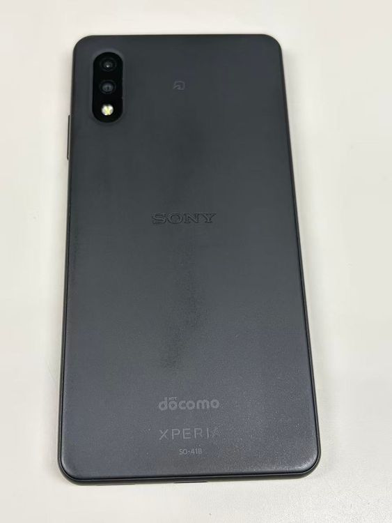 �ڥ�Х���BOX�� SIM���å������ docomo Xperia SO-41B �֥�å�